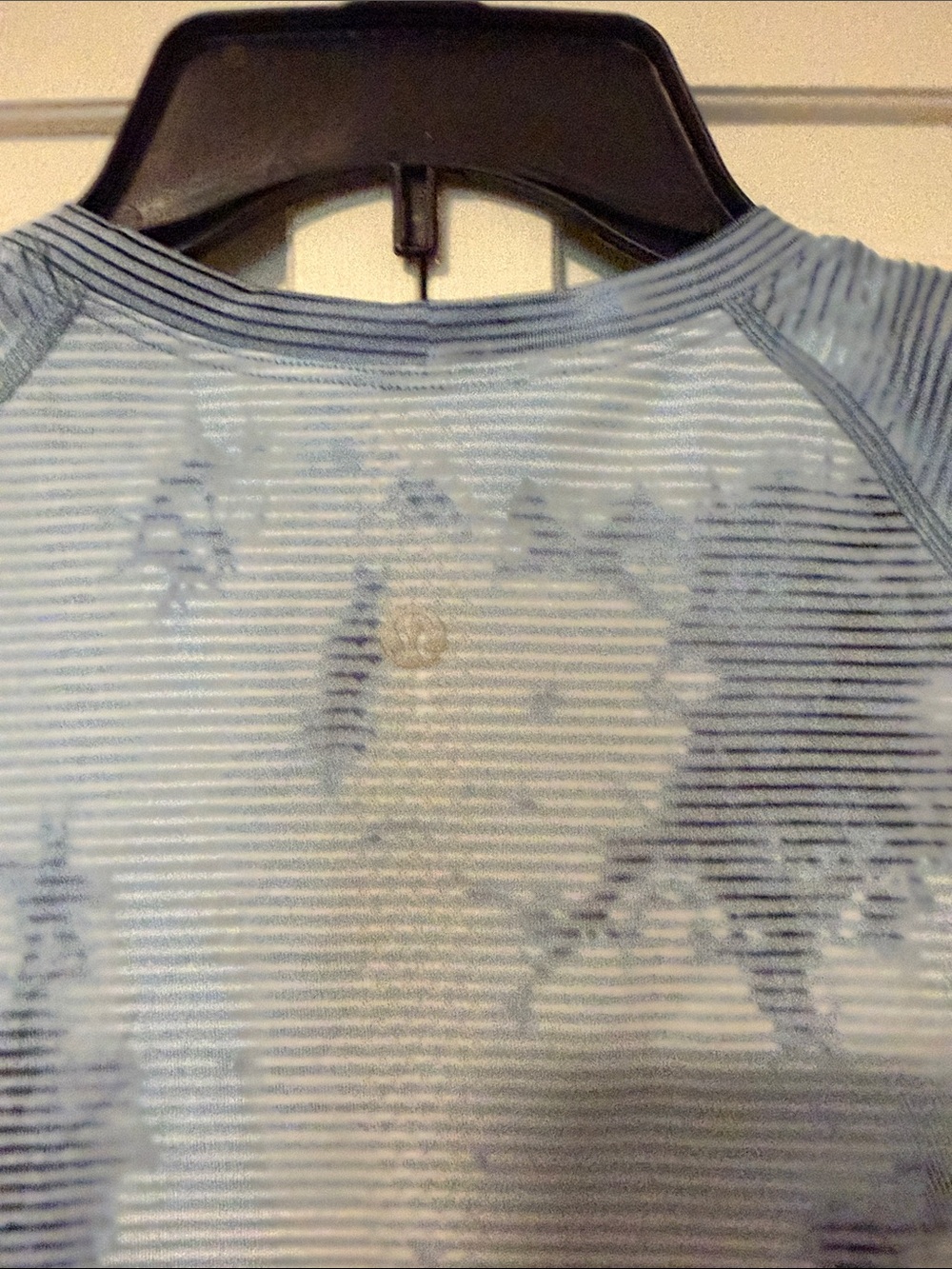 Lululemon Women’s Short Sleeve Tie-Dye Active Tee - Light Blue - Picture 10 of 15